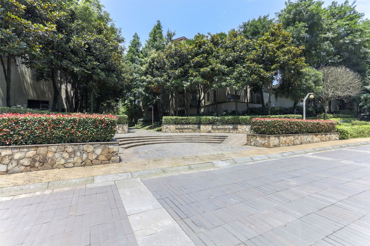 成都青城山花园小宅公寓(2号店)