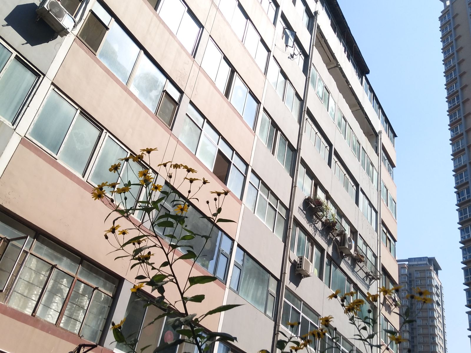 兰州王府井健康小公寓