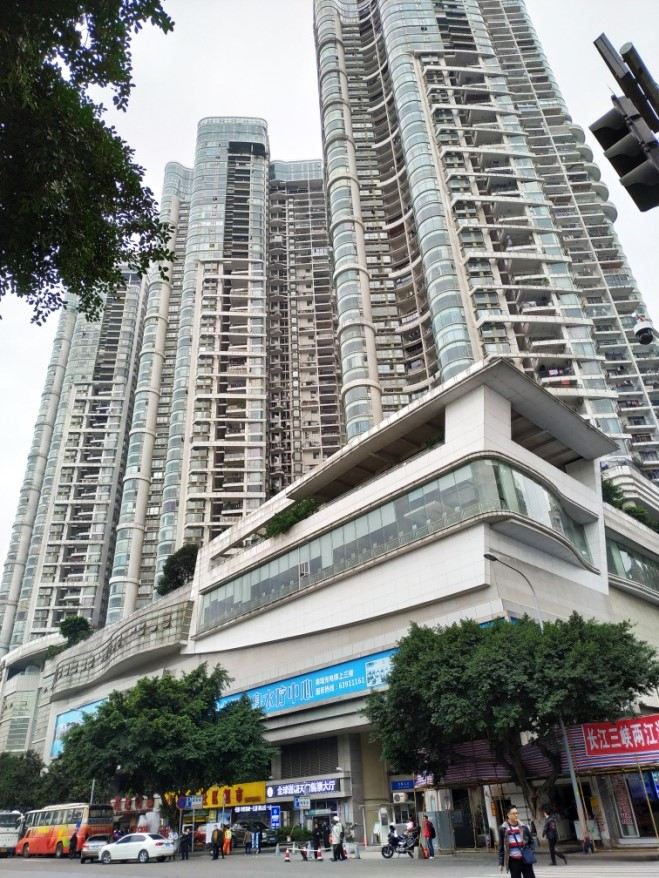 重庆谢小姐的家江景公寓