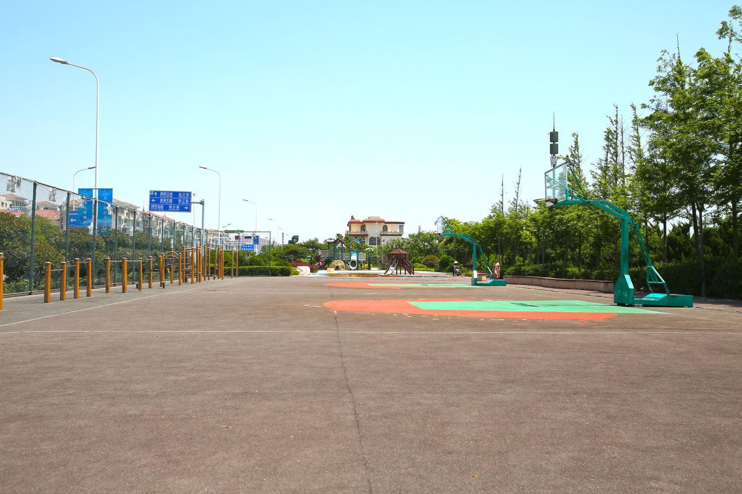 青岛海之畔精品民宿(天目山路分店)