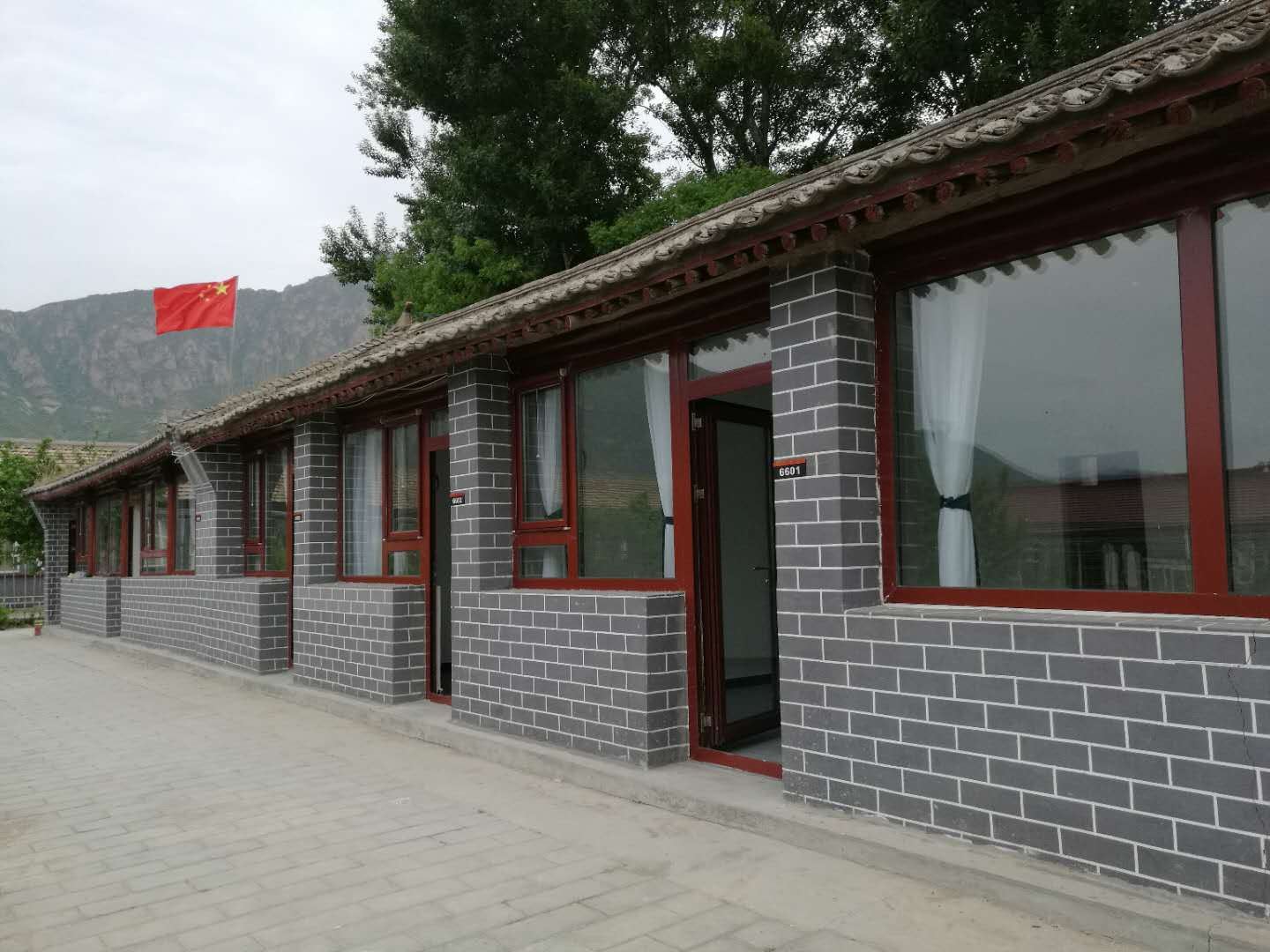 容盛生态农庄(百里画廊店)