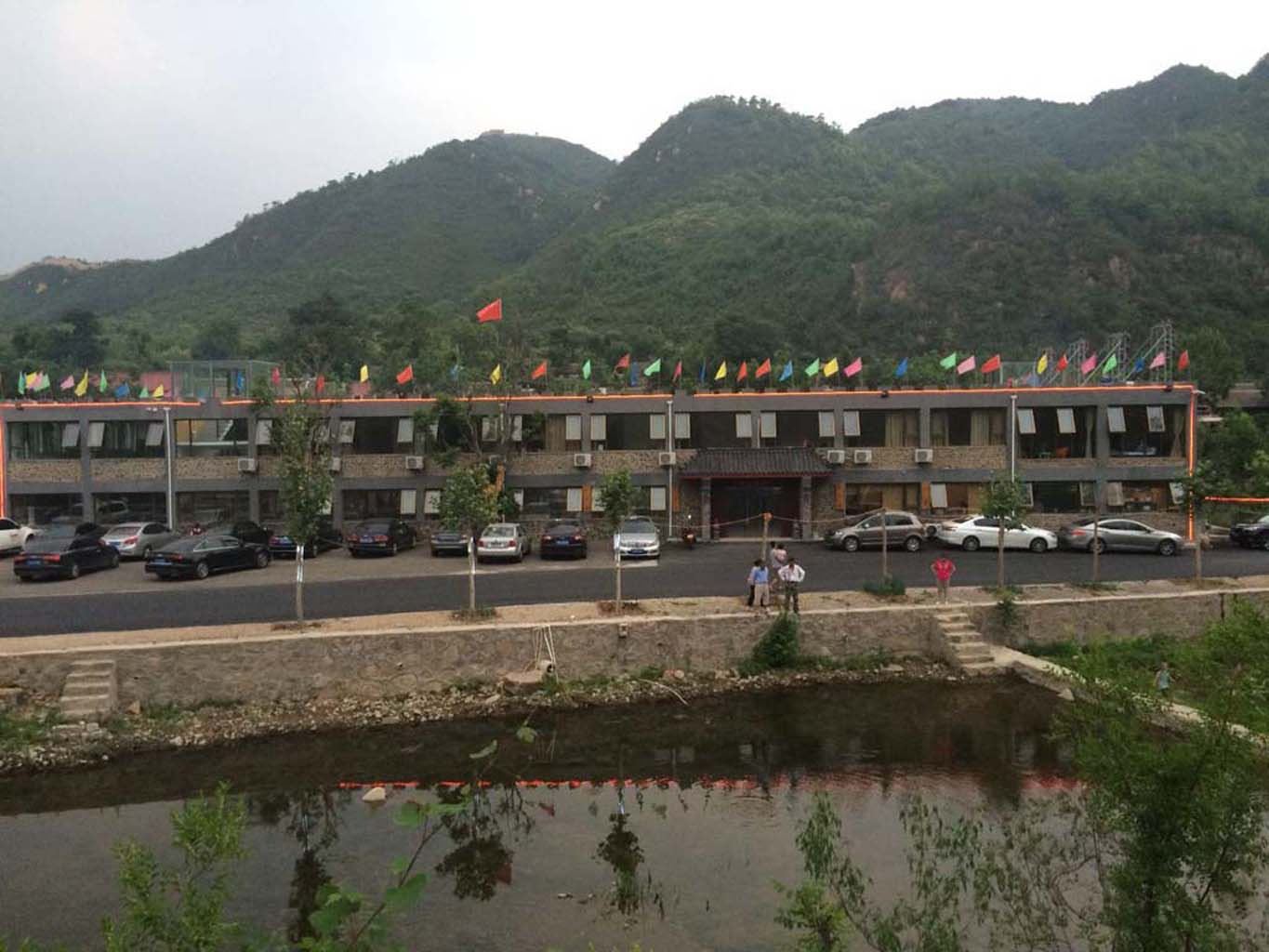 北京水长城莲池客栈