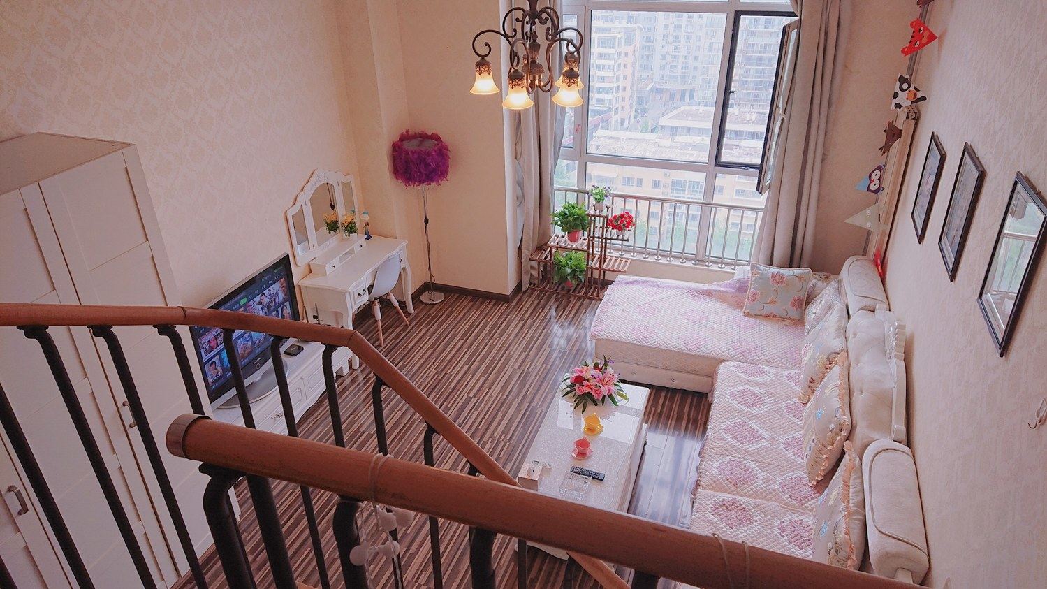北京loft浪漫满屋公寓(3号店)