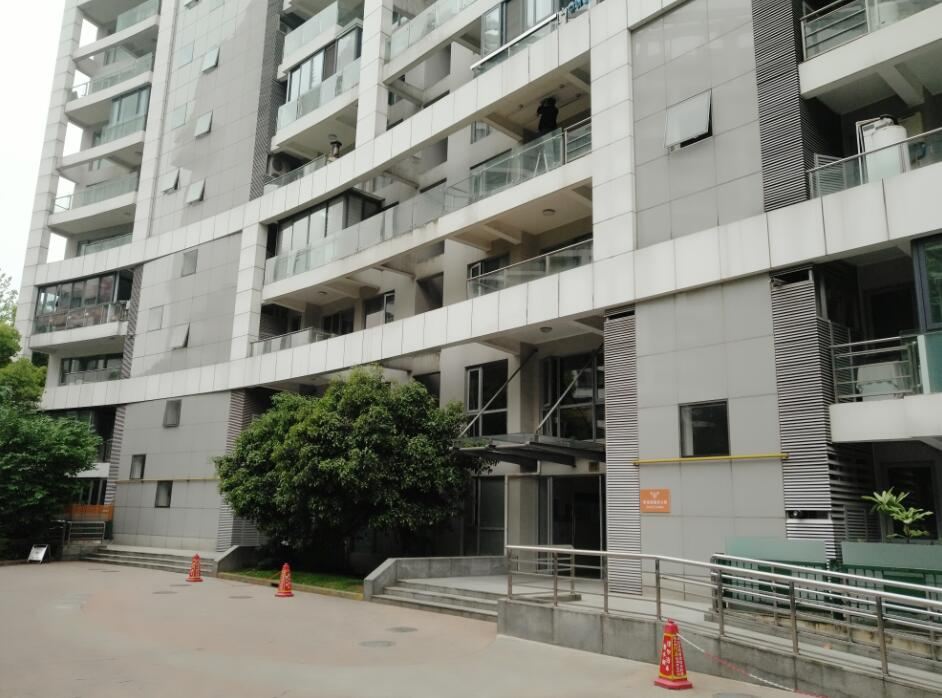 全宿公寓(上海世纪公园店)