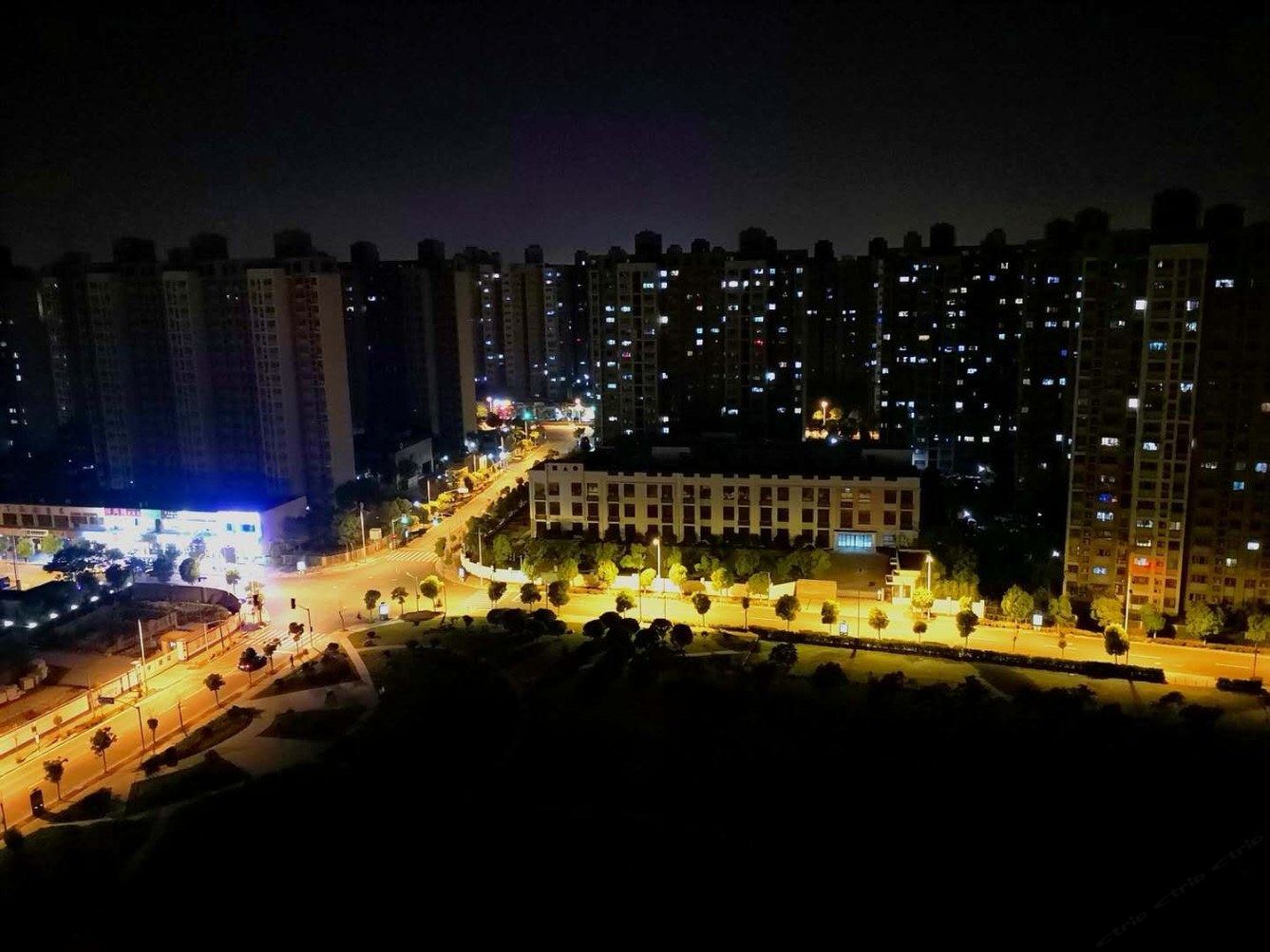 魔都港湾公寓(上海尚鸿路店)