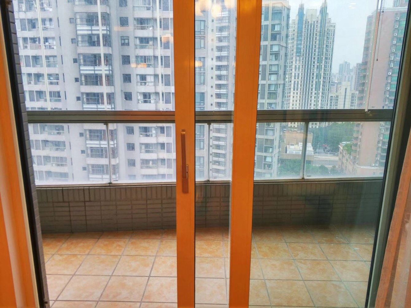 上海源涞悠悠公寓(66号店)