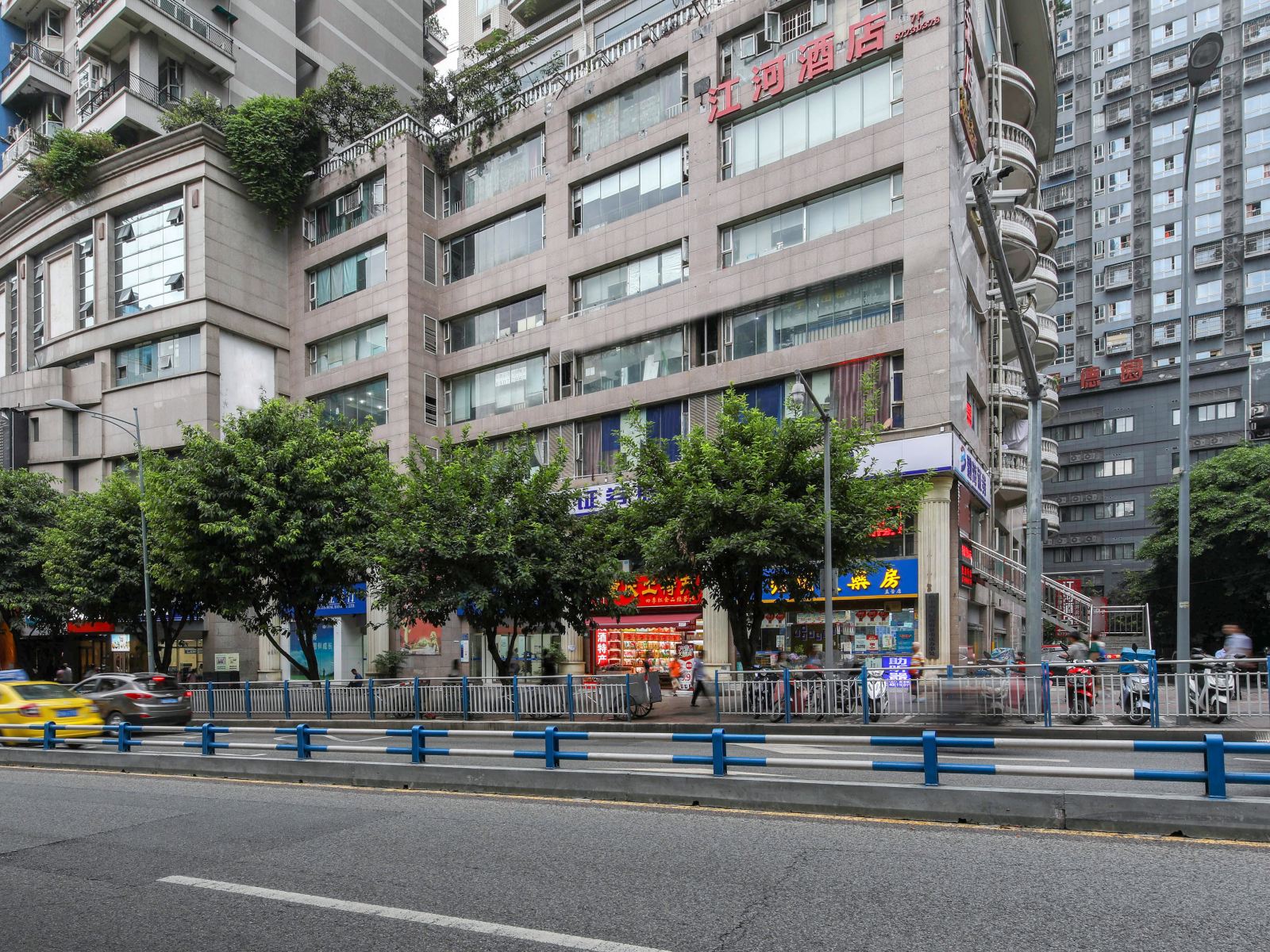 重庆江河酒店