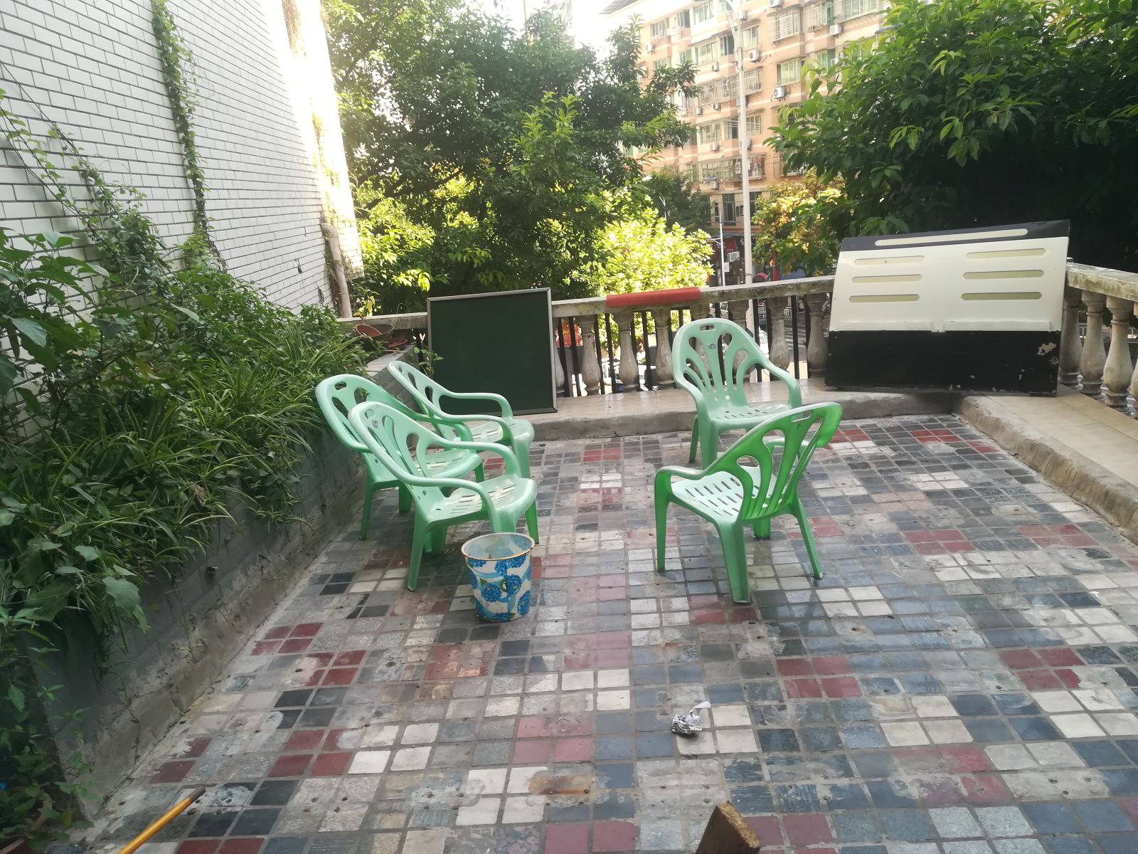 健身娱乐设施