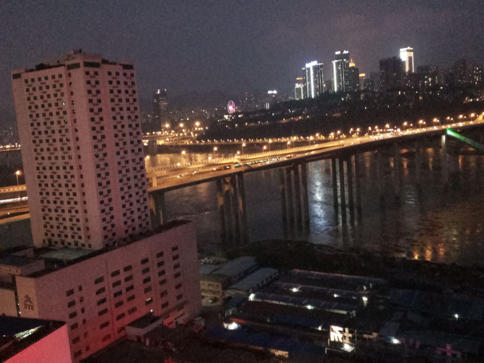 重庆阳光公寓菜袁路店