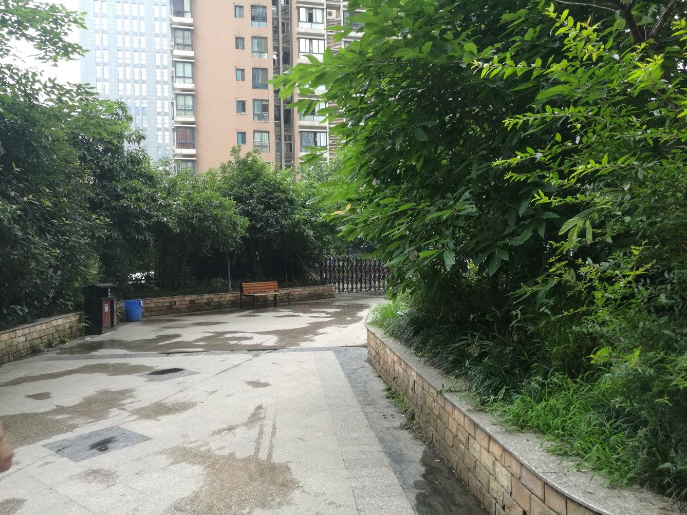 重庆窝在重庆普通公寓