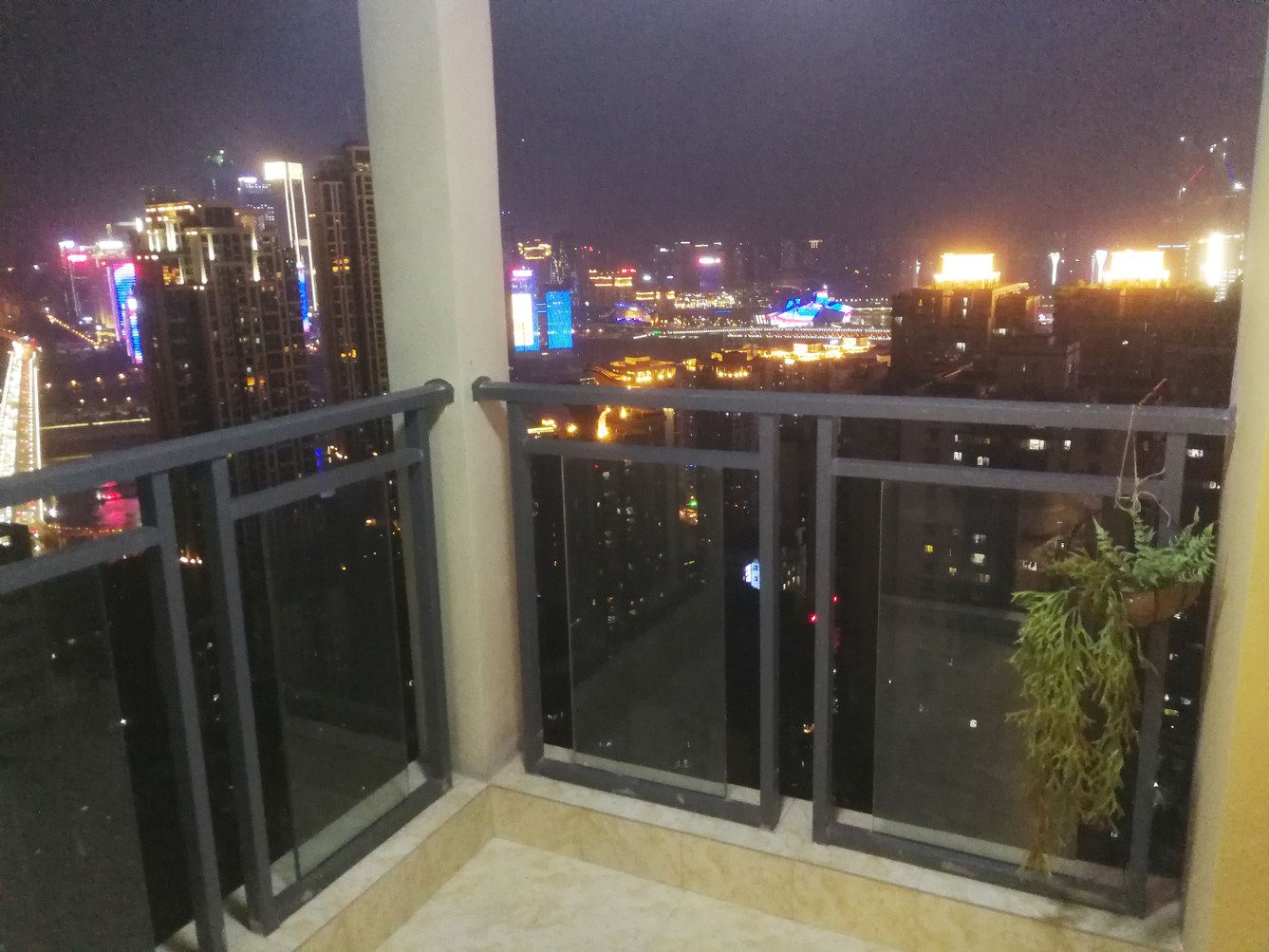 重庆名仕江景公寓(下纯阳洞街分店)