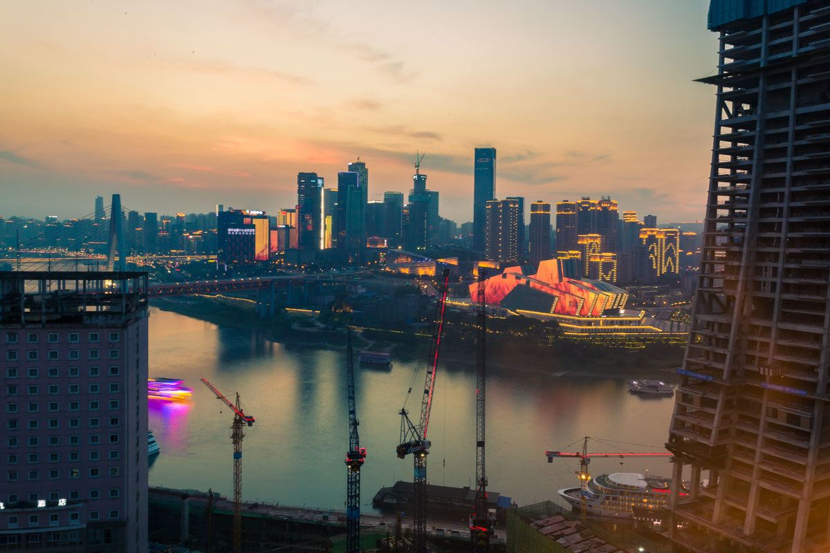 重庆Locals路客·重庆渝中A16舍公寓(人民解放纪念碑分店)