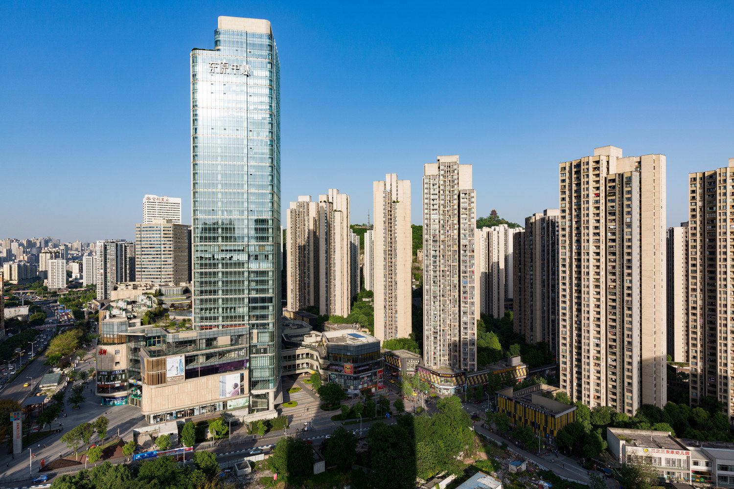 重庆初夏六子公寓