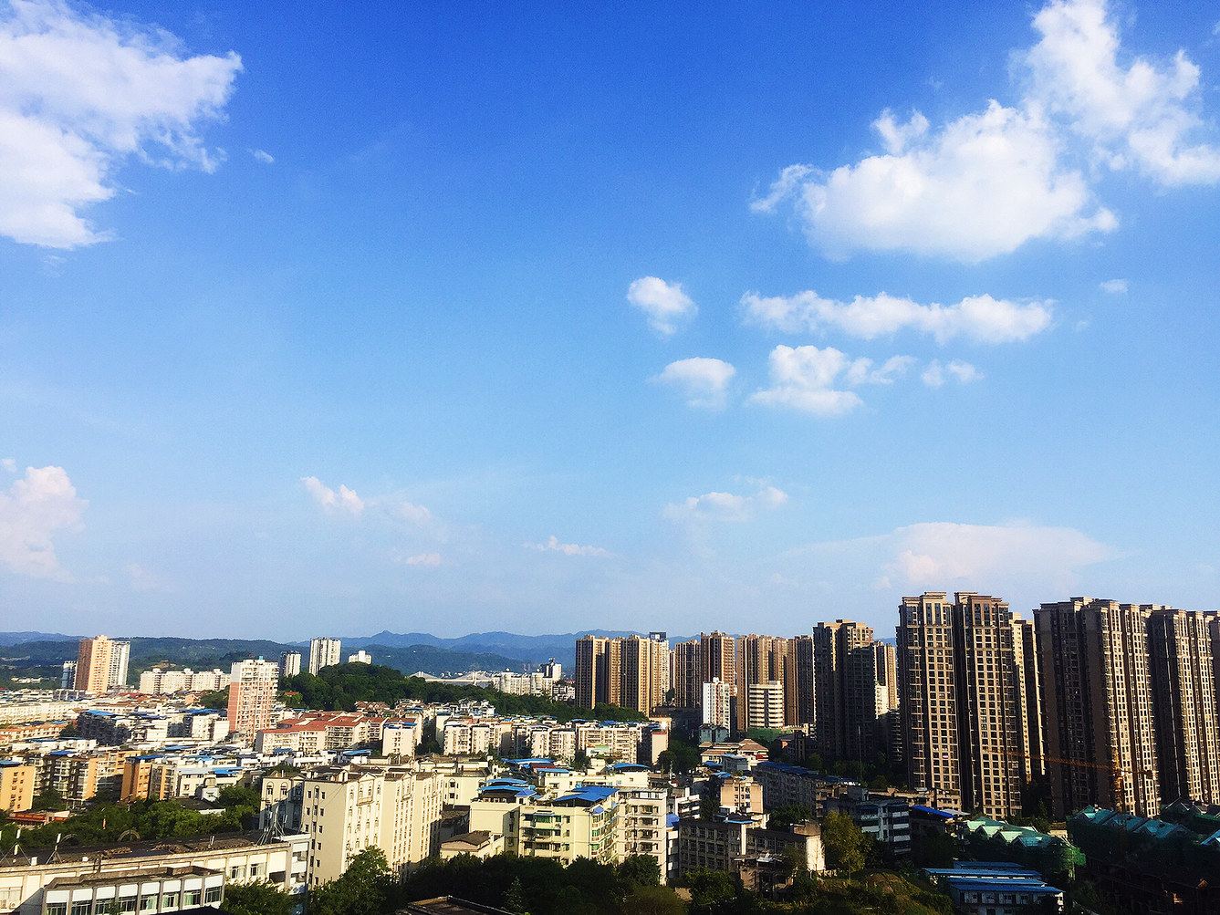 重庆花涧堂公寓(濮岩路分店)