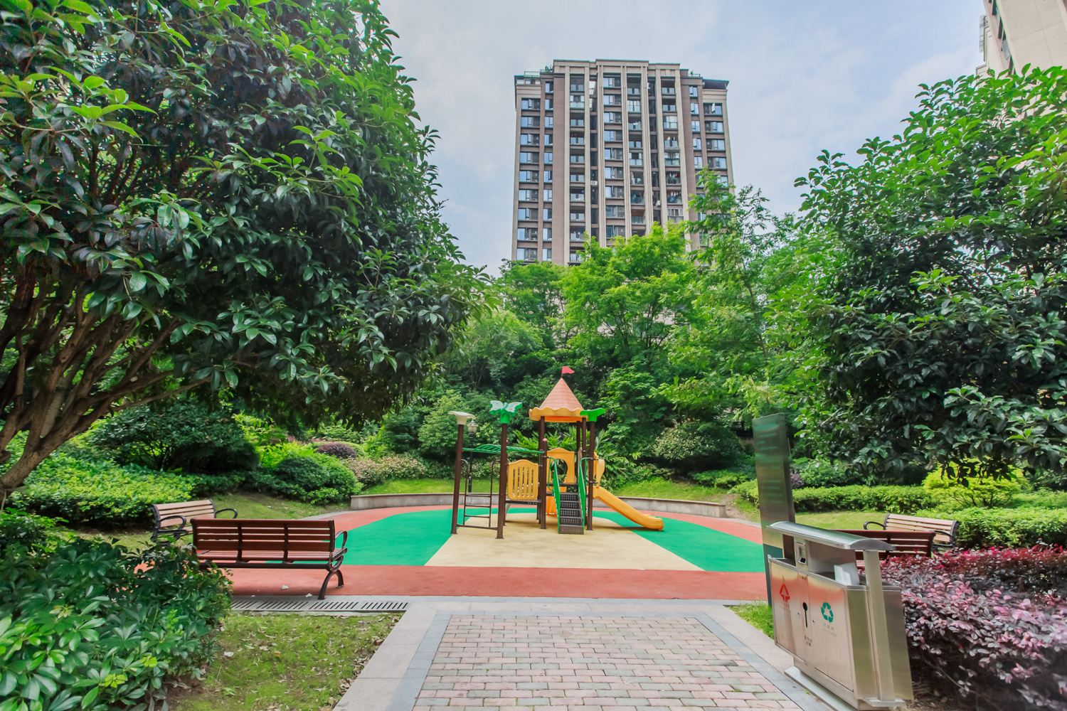 重庆美人鱼菇娘公寓(73号店)