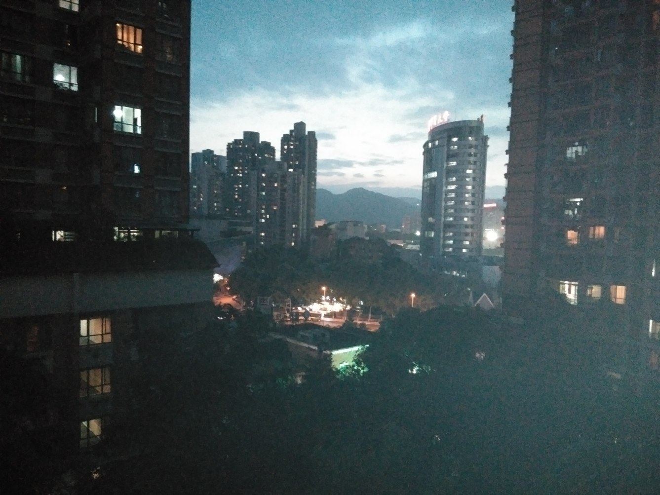 其他