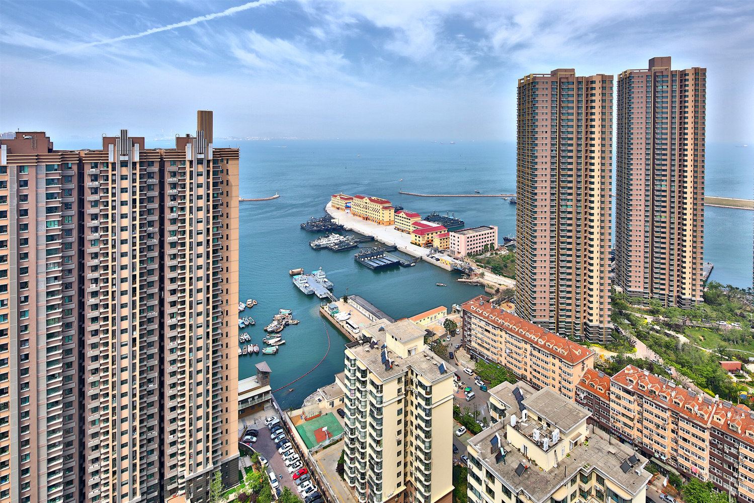 百富公寓(青岛晓港名城店)