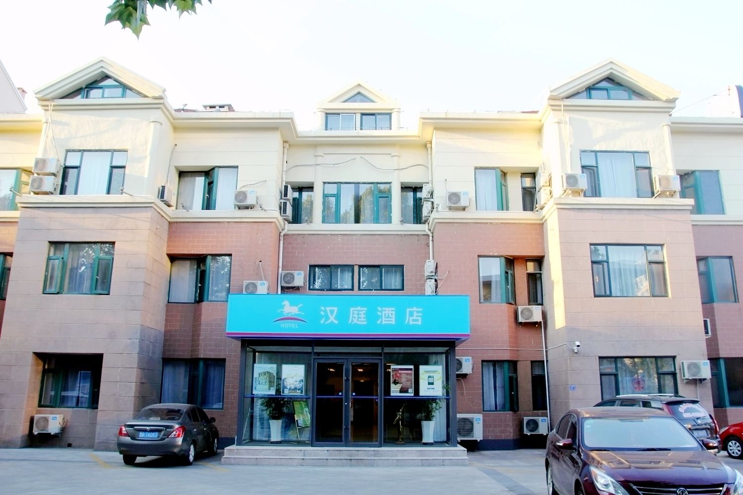 汉庭酒店(青岛李沧振华路地铁站店)