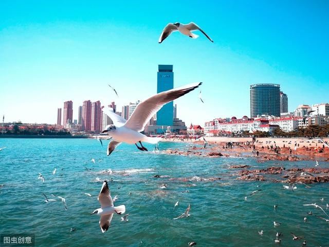 青岛栈桥火车站主题海景日租房
