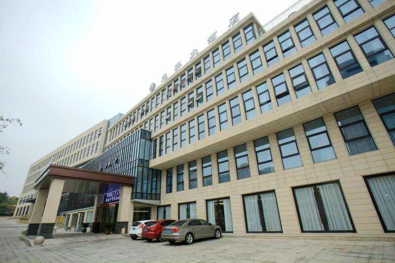青岛运泰大酒店（崂山会展中心店）