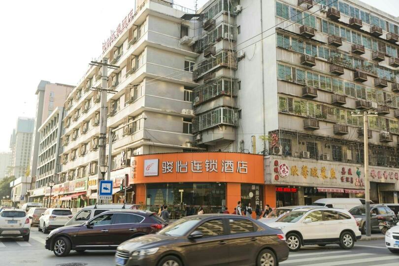 骏怡连锁酒店(西安大雁塔历史博物馆店)