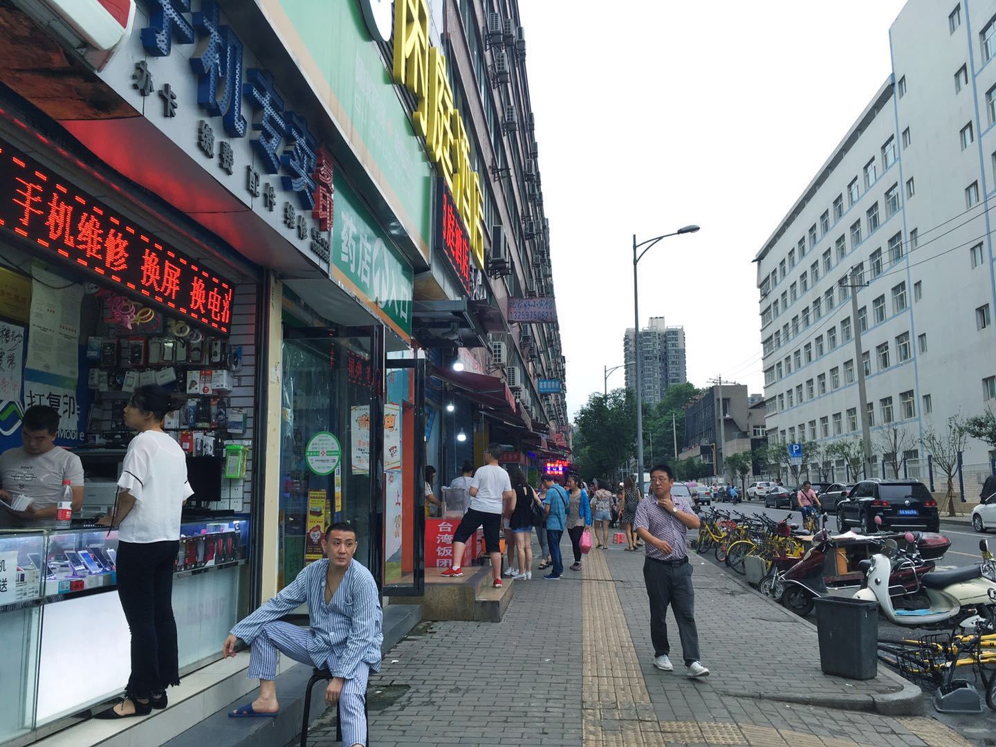 尚俭太空舱公寓（西安小雁塔店）