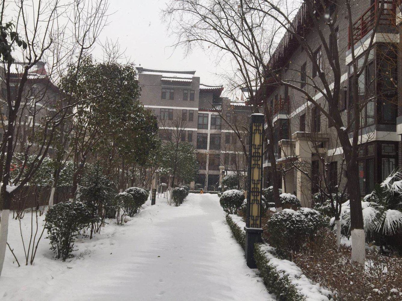 西安行着设计师民宿