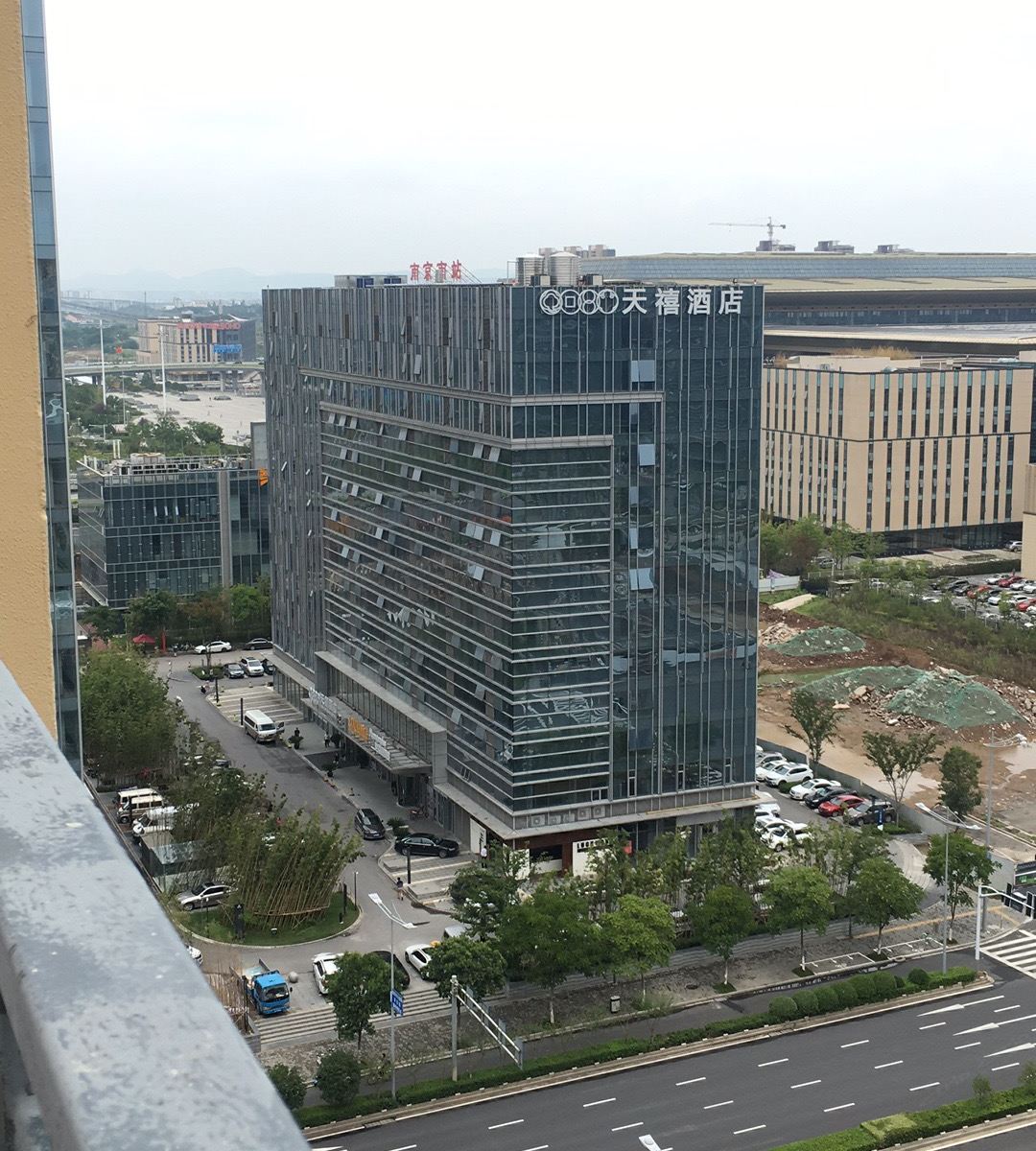 南京青舞飞扬太空舱客栈