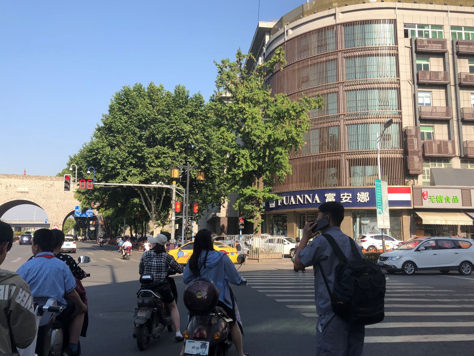 南京芷屿青年旅舍