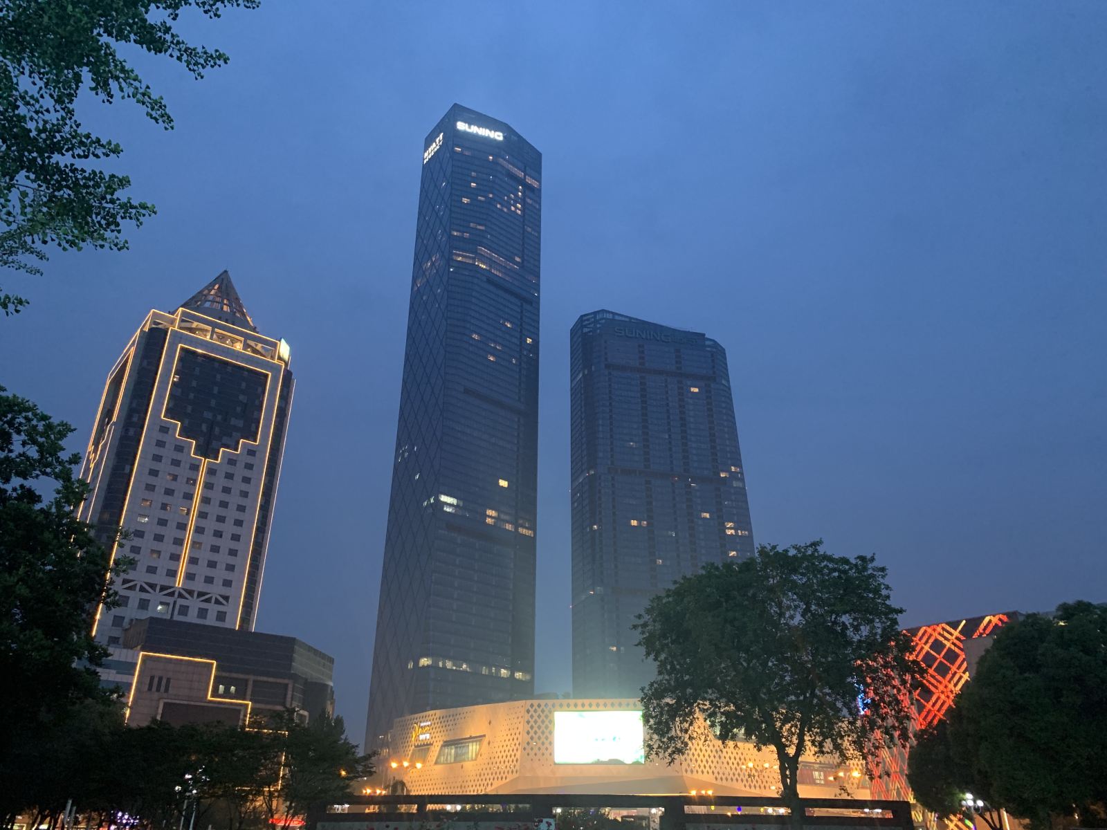 镇江泡泡夜景酒店式公寓