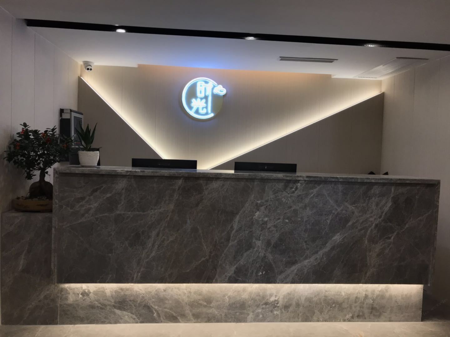 杭州时光漫居酒店