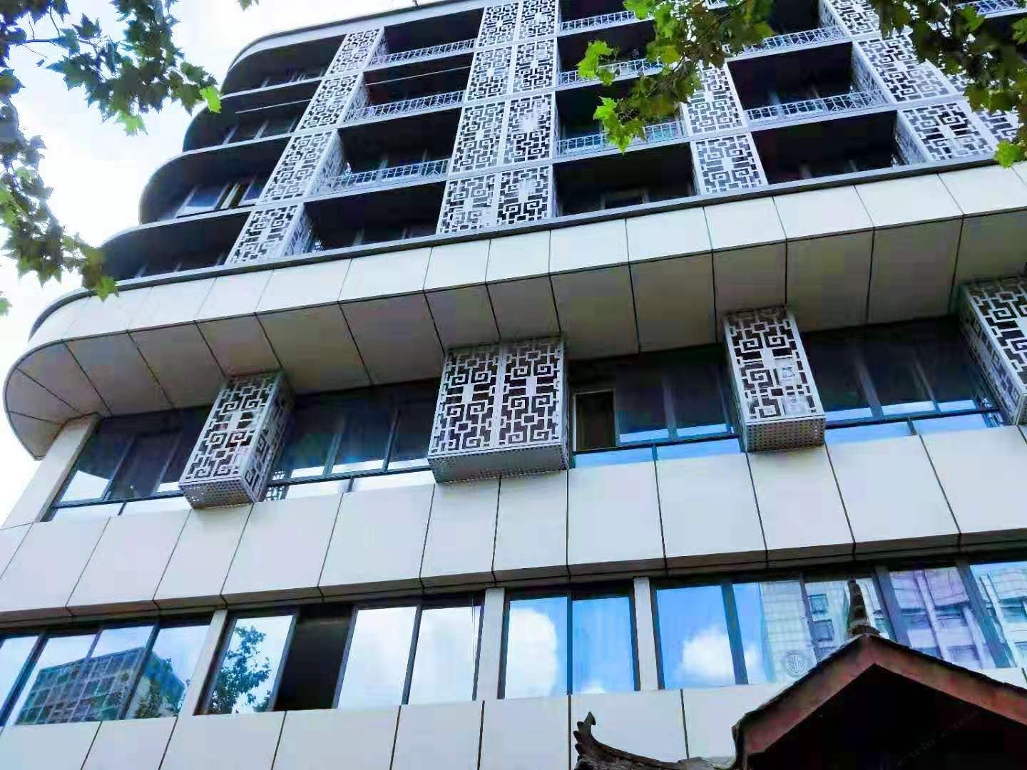 成都阿尔诺艺术酒店