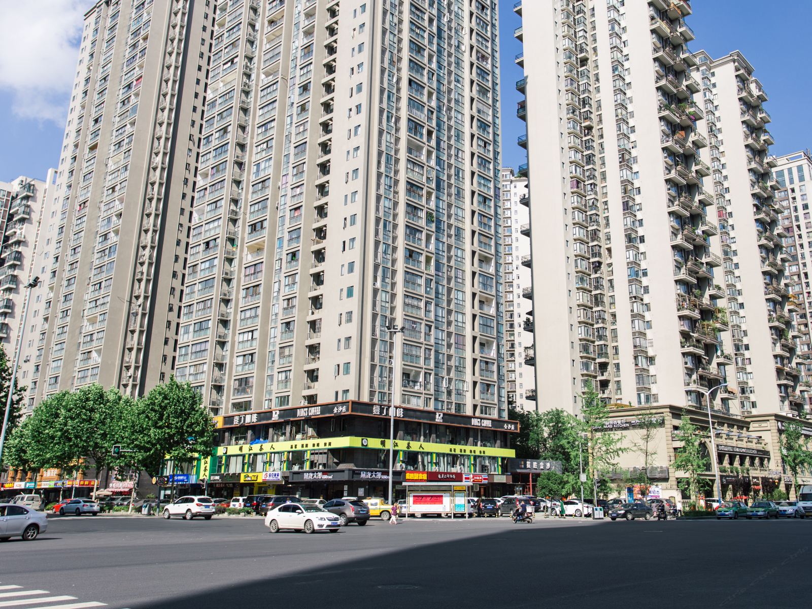 成都万瑞酒店式服务公寓