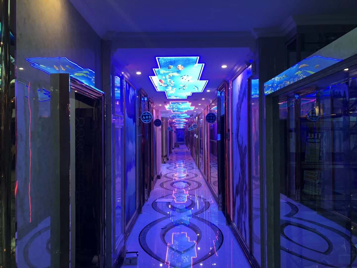 健身娱乐设施