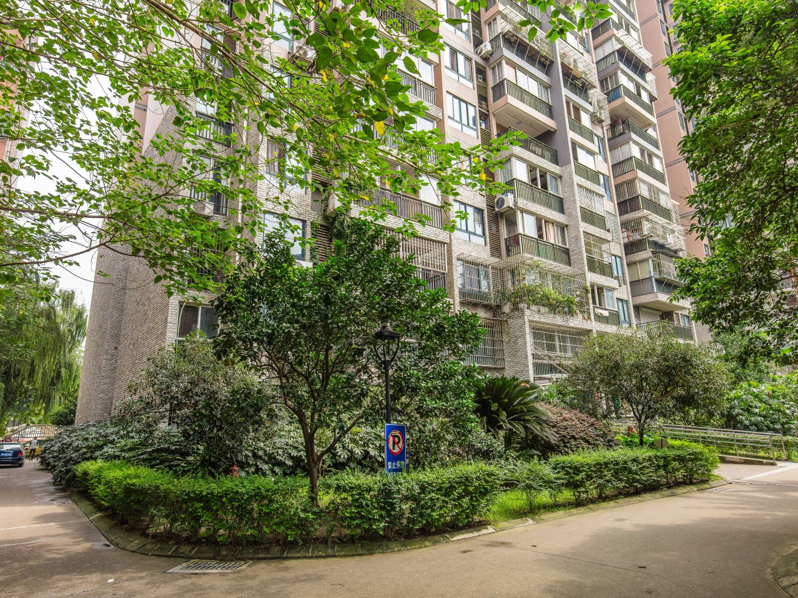 优途逸家公寓(成都华西医院店)