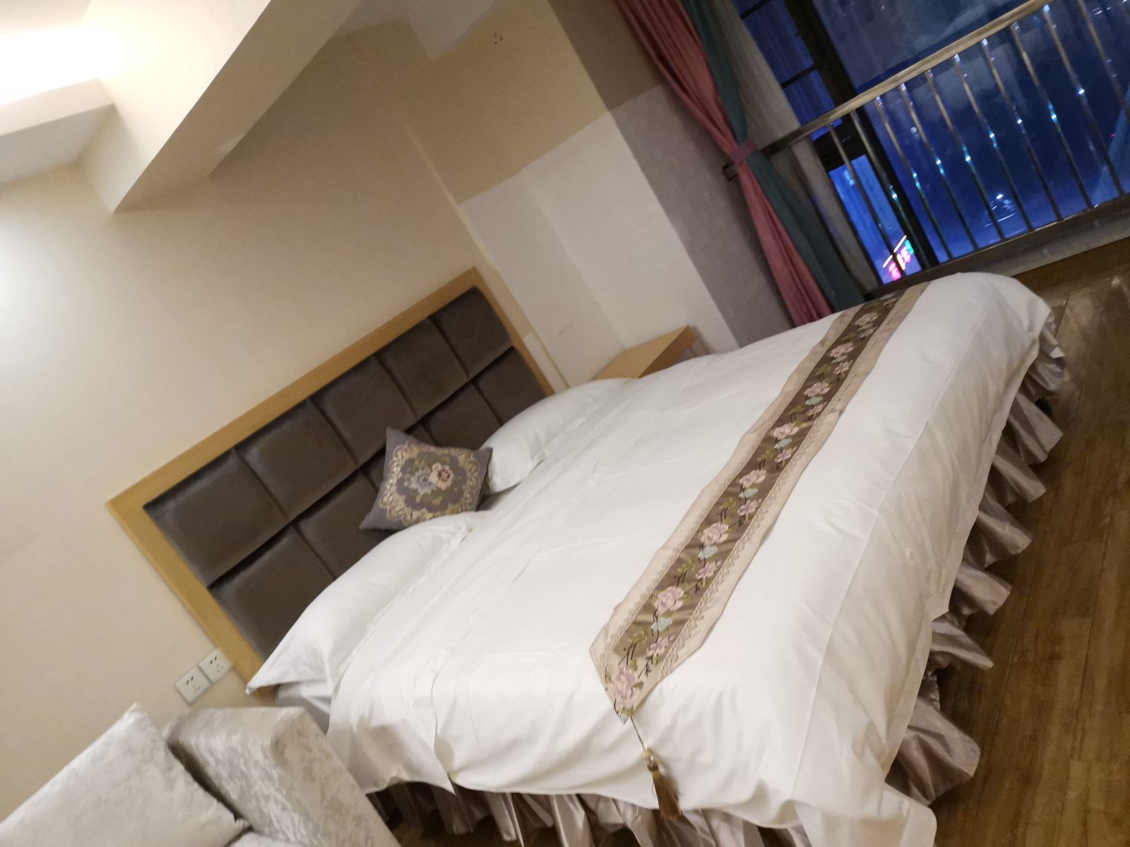 其他