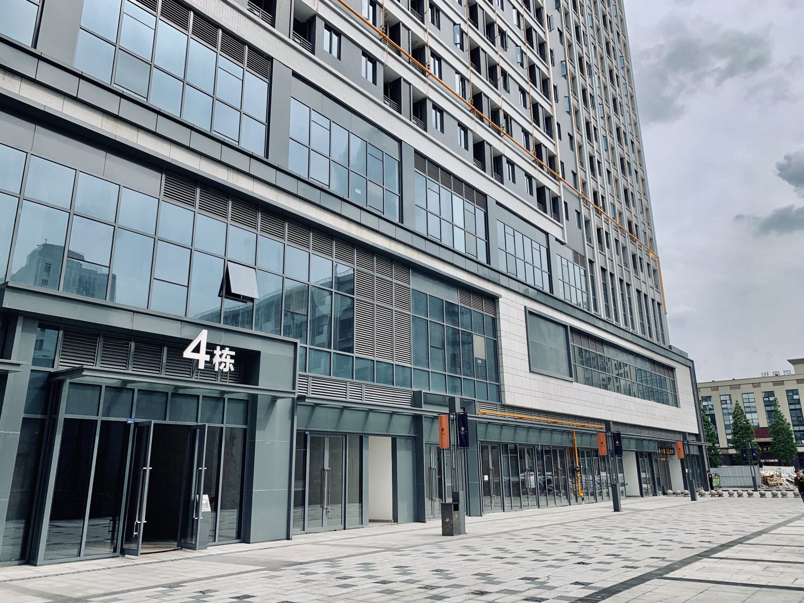 成都万和精选公寓