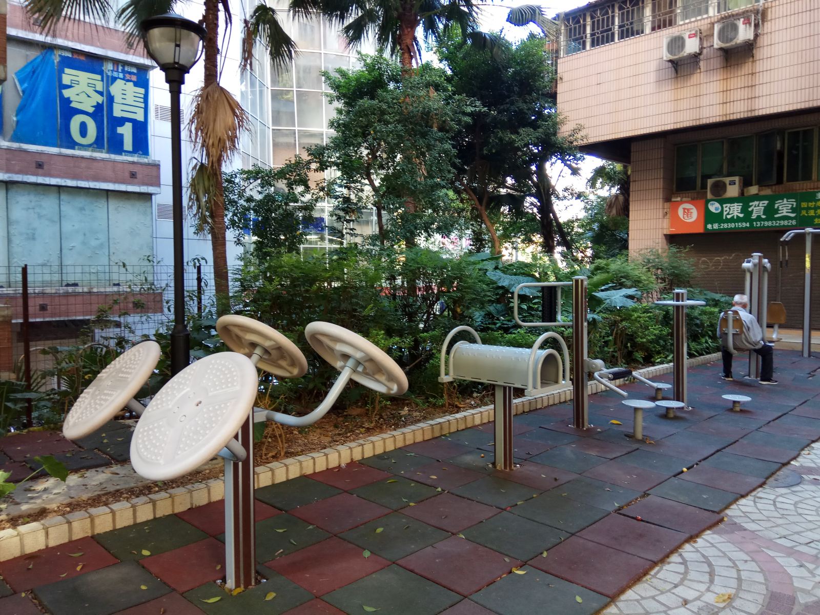 深圳旭日旅舍