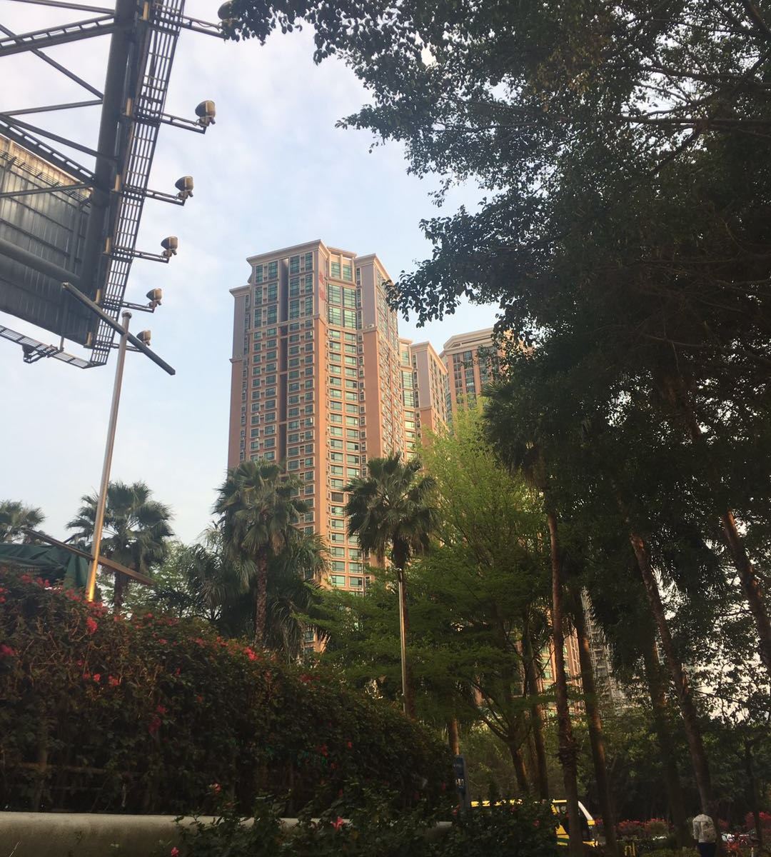 德馨青年旅舍(深圳会展中心店)