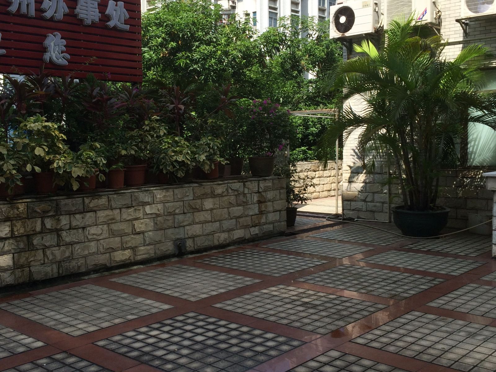 大都连锁民宿(广州洛溪地铁站店)