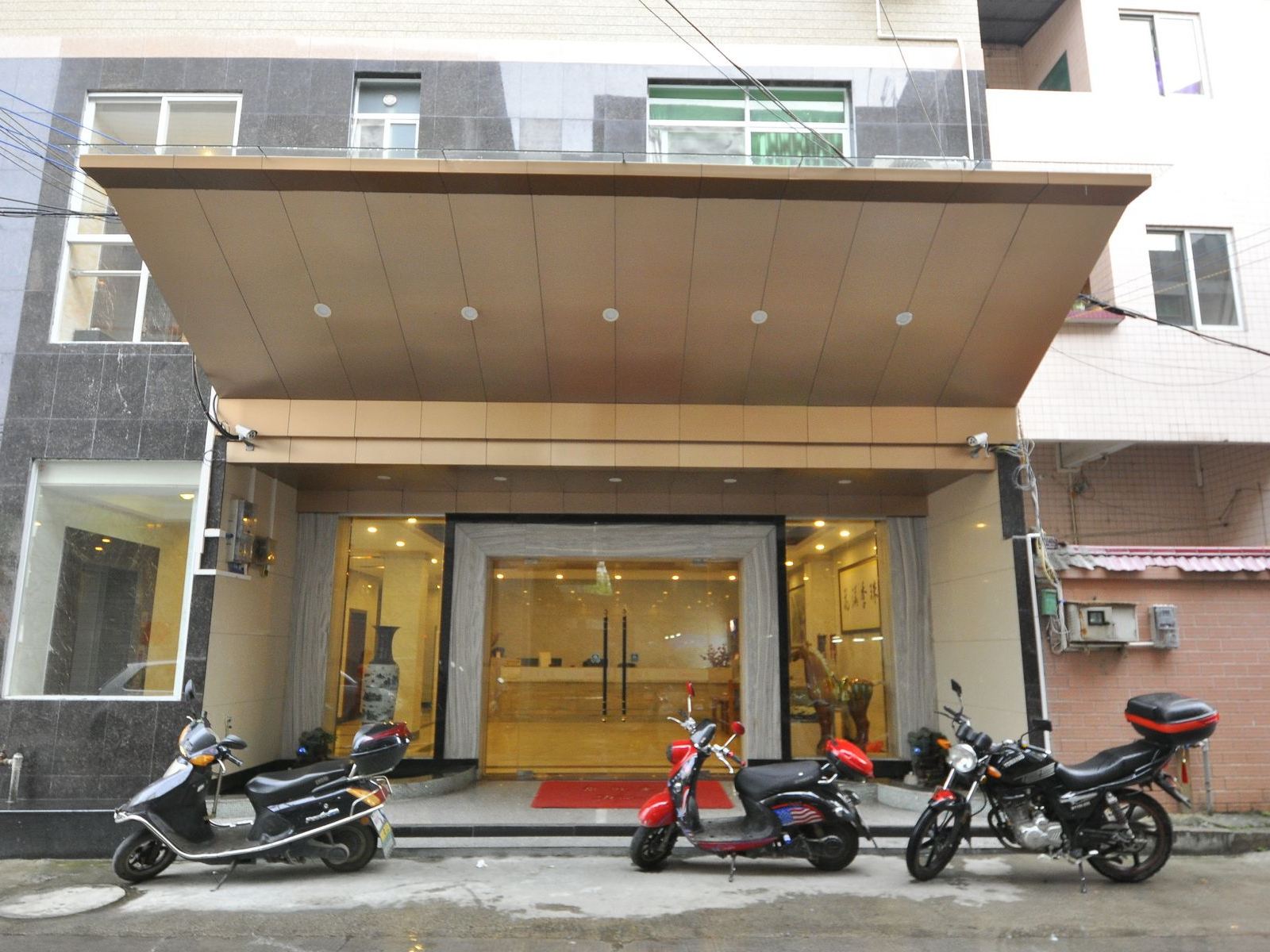 花季卡通主题公寓(广州江浦七星路店)