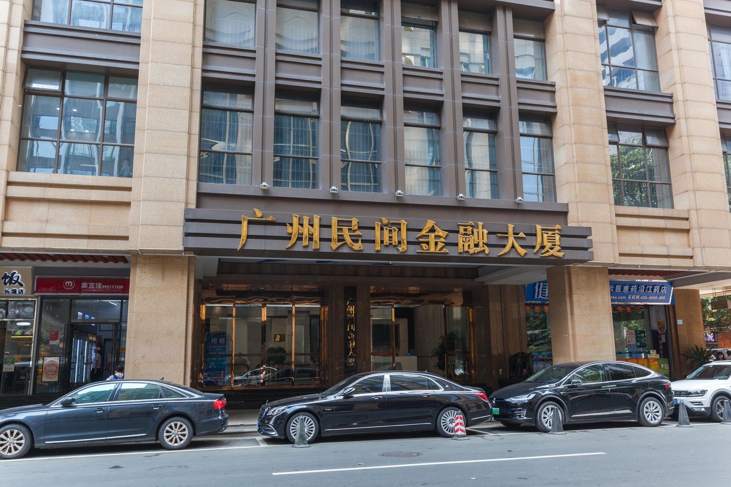 广州玉楼金殿国际公寓