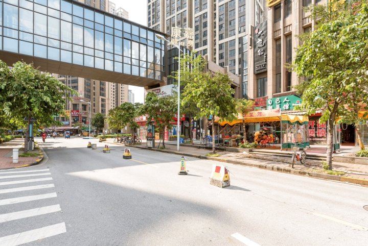 薇阁主题公寓(广州琶洲会展中心店）