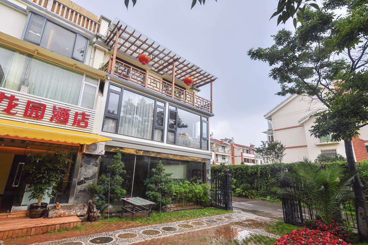 昆明滇池度假区江野连锁花园酒店