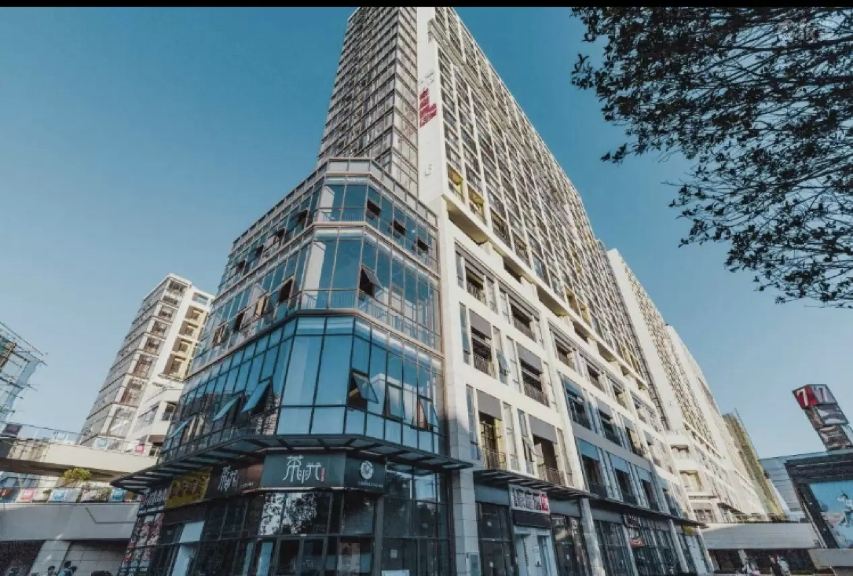 呈贡四叶草主题酒店
