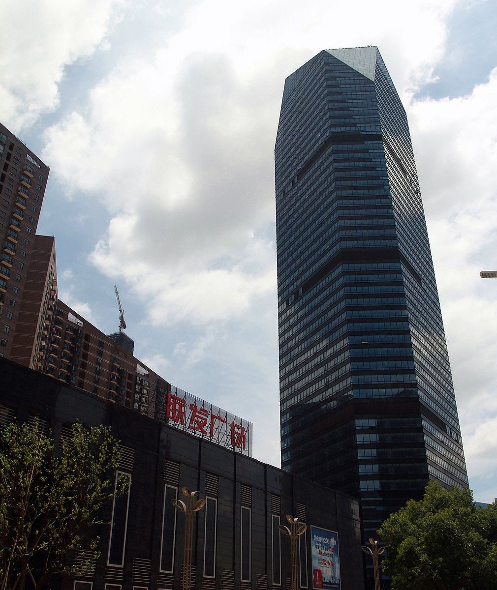 曼豪连锁短租公寓(南昌联发广场店)