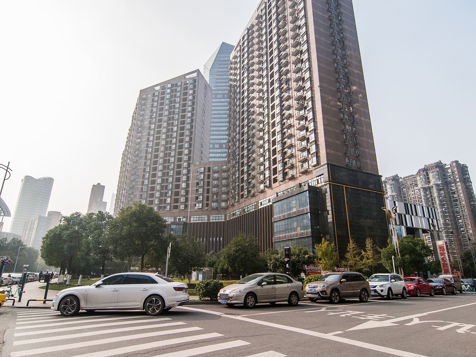 南昌碧尤蒂酒店公寓(红谷滩联发广场店)