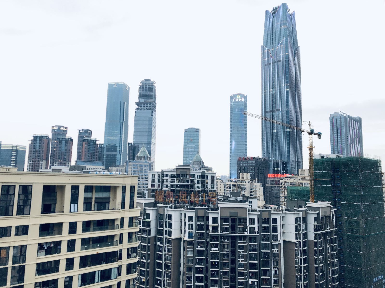 南宁简空间公寓
