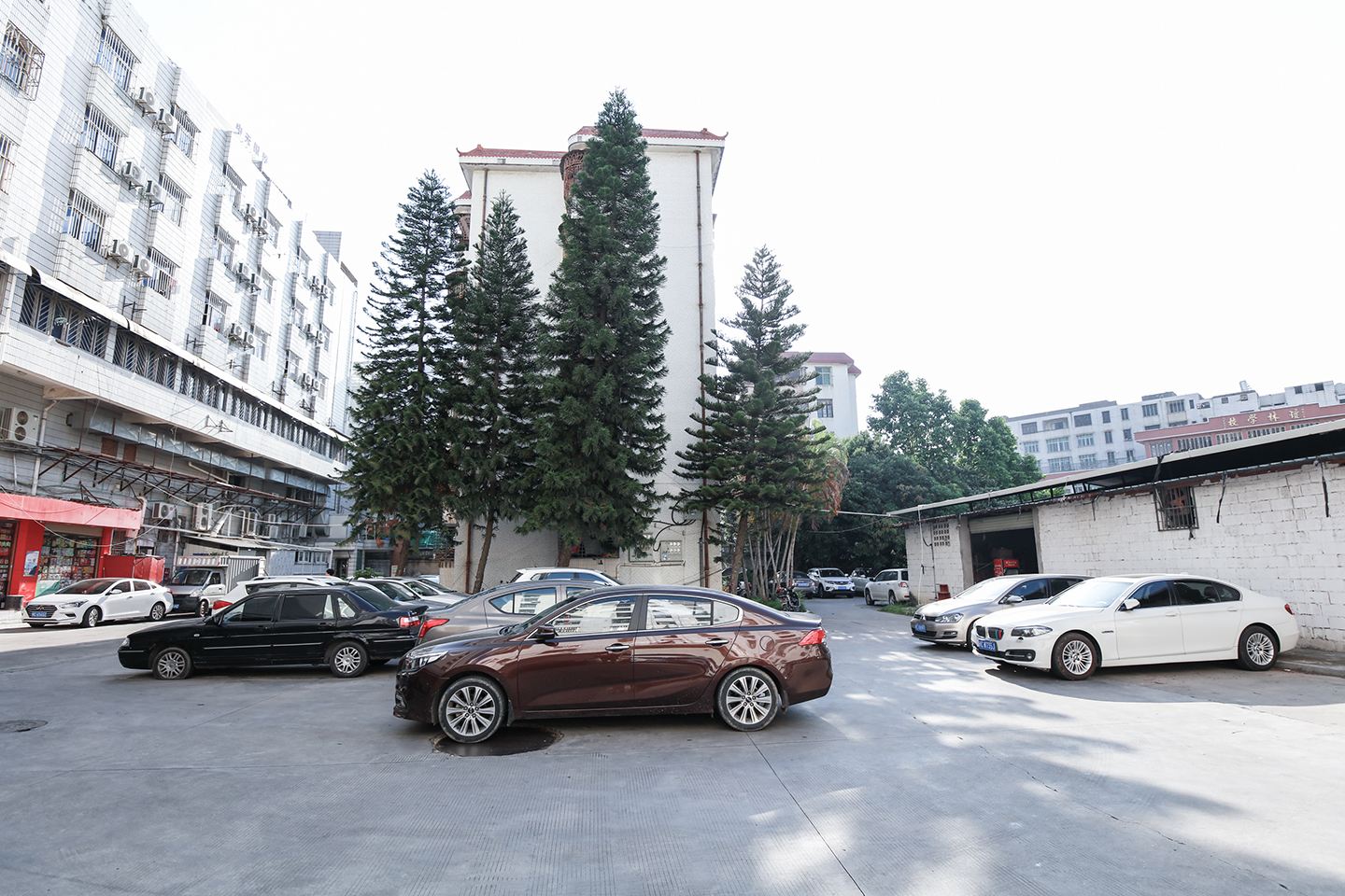 石狮泉龙商务酒店