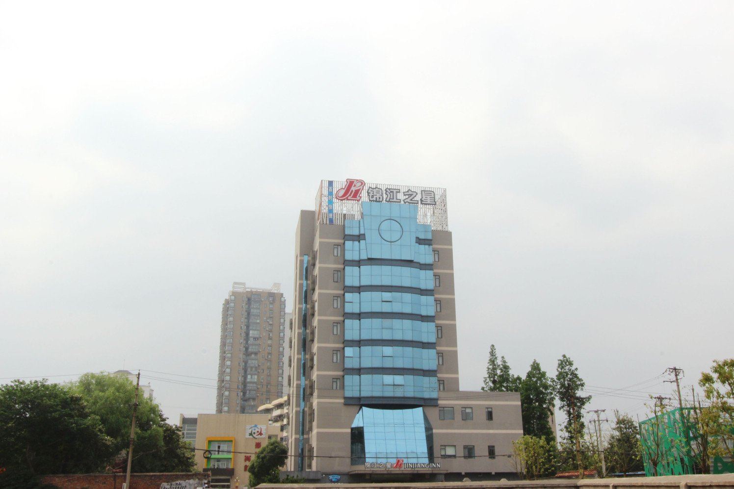 百时快捷酒店(武汉武昌火车站店)
